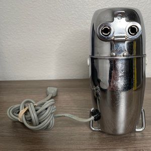 Vintage Retro Manning Bowman Silver Chrome 100 Watt Hand Mixer Model 5M0